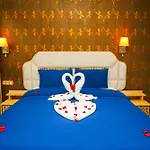 Great Holiday Apart-Hotel & Penthouse